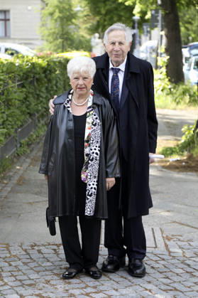 Reni Laur und Otfried Laur bei der Show Unkaputtbar - 90 Jahre Hallervorden im Schlosspark Theater. Berlin, 13.05.2026