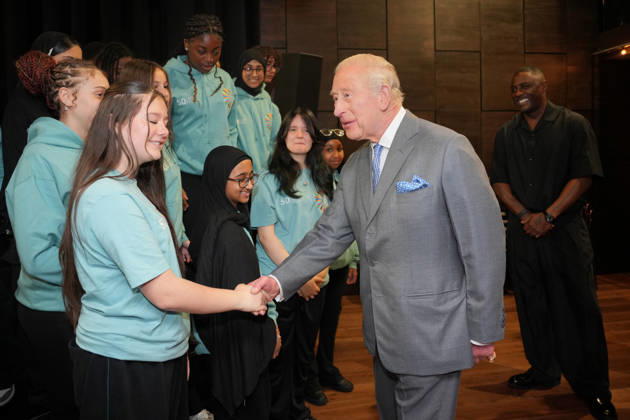 Britain Royals Britain s King Charles III sahkes hands as he arrives to join English actor Idris Elba in meeting students taking part in workshops organised by National Youth Music Theatre (NYMT) at The Other Palace in London, Thursday, May 14, 2026., Credit:Avalon.red PA ROTA - B68 Avalon GBR, London  Copyright: xAvalon.redx xPAxROTAx-xB68x xAvalonx 1098913399