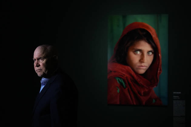 Presentation of the exhibition Icons with photographer Steve McCurry Photographer Steve McCurry during the presentation of the exhibition Icons by photographer Steve McCurry, on May 14, 2026, in Barcelona, Catalunya Spain The retrospective brings together more than 150 large format images, including the famous portrait of the Afghan girl It will be open until September 6, Monday to Sunday, with general admission at 16 euros 14 MAY 2026 PHOTOGRAPHIC EXHIBITION Barcelona, Catalunya Barcelona, Catalunya Spain  Copyright: xDavidxZorrakinox 7522997