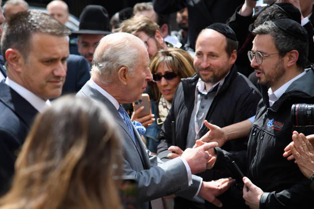 King Charles III Visits Golders Green, London, UK - Thursday 14 May 2026 King Charles III visits members of the Jewish community in Golders Green, London, England, UK on Thursday 14 May, 2026 to show solidarity and support., Credit:Justin Ng Avalon UK, England, London, Golders Green  Copyright: xJustinxNgx xAvalonx 1098933272