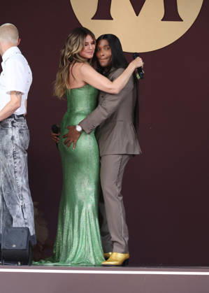 Heidi Klum and Low Roach at the Magnum fashion show on the Magnum Cannes beach during the 79th Cannes International Film Festival, France, May 14, 2026 Denis Guignebourg Bestimage After announcing the launch of Maison Magnum®, haute couture opens its exceptional podium to A Castillon for an exclusive showcase on May 14 on the Magnum Cannes beach on the occasion of the 79th Cannes Film Festival. Previously at the heart of Maison Magnum® an inaugural fashion show artistically directed by L Roach and couture silhouettes imagined by V Weinsanto celebrating a shared vision of pleasure as a sensory experience, at the crossroads of gourmandise and creativity This new take on gourmandise through creativity and contemporary culture will be crowned  Copyright: xDenisxGuignebourgx xBestimagexDenisxGuignebourgx xBestimagex