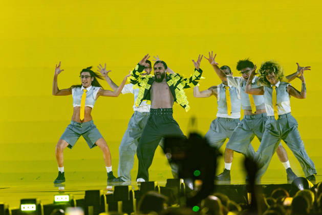 Eurovision Song Contest 2025 Dress Rehearsal 3 of Second Semi Final, 14.05.2026 VIENNA, AUSTRIA - 14 MAY 2026: Image shows Armenia artist SIMON for Armenia performing the song Paloma Rumba during Eurovision Song Contest 2025 Dress Rehearsal 3 of Second Semi Final at Wiener Stadthalle on 14 05 2026 in Vienna, Austria. Vienna Wiener Stadthalle Austria Copyright: xBEAUTIFULxSPORTS Froehlichx