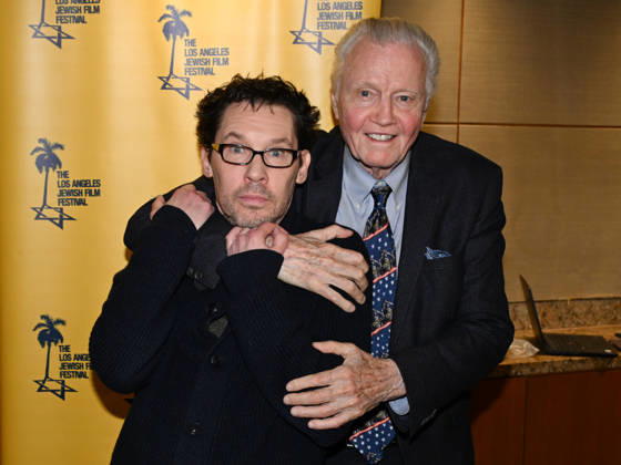 May 14, 2026, West Los Angeles, California, USA: DIRECTOR BRYAN SINGER Aand American actor JON VOIGHT attend the 20th Annual Los Angeles Jewish Film Festival Special Screening of Monument West Los Angeles USA  - ZUMAb173 20260514_aap_b173_017 Copyright: xBillyxBennightx