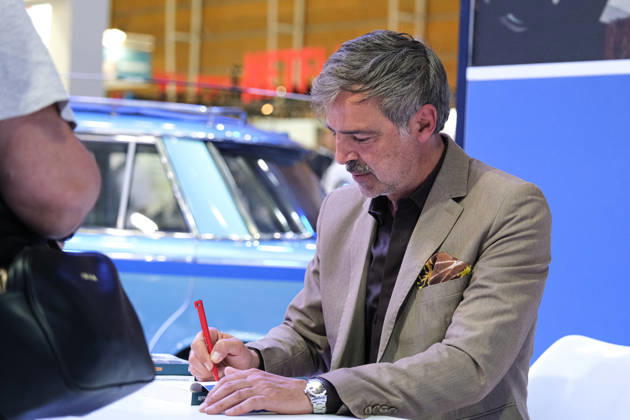 SalTo 26 - Salone Internazionale del Libro in Turin - 14 May 2026 Beppe Convertini signs copies of his book Il paese delle tradizioni at the Rai Libri stand during the SalTo 26 - Salone Internazionale del Libro at Lingotto Fiere. Turin Italy Copyright: xElenaxVizzocax xSOPAxImagesx EVIZZOCA-3473