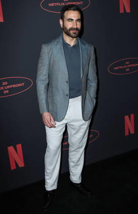 Netflix Upfront 2026 MANHATTAN, NEW YORK CITY, NEW YORK, USA - MAY 13: Brett Goldstein arrives at the Netflix Upfront 2026 held at Sunset Pier 94 Studios on May 13, 2026 in Manhattan, New York City, New York, United States. New York City Sunset Pier 94 Studios New York United States Copyright: xImagexPressxAgencyx