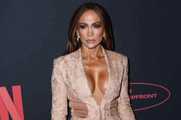 Netflix Upfront 2026 MANHATTAN, NEW YORK CITY, NEW YORK, USA - MAY 13: Jennifer Lopez wearing vintage Jean Paul Gaultier Spring 2004, styled by Rob Zangardi and Mariel Haenn arrives at the Netflix Upfront 2026 held at Sunset Pier 94 Studios on May 13, 2026 in Manhattan, New York City, New York, United States. New York City Sunset Pier 94 Studios New York United States Copyright: xImagexPressxAgencyx