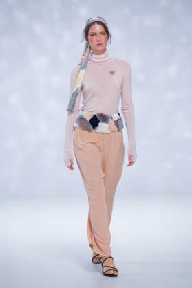 Australian Fashion Week 2026 - Runway - Ngali A model walks the runway during the Ngali Wander with Wonder Runway show at Australian Fashion Week 2026 at the Museum of Contemporary Art on May 15, 2026 in Sydney, Australia., Credit:IOIO IMAGES IOIO Avalon Australia, New South Wales, Sydney, Museum of Contemporary Art  Copyright: xIOIOxIMAGESx xIOIOx xAvalonx 1099146015