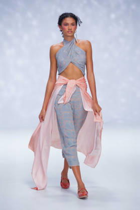 Australian Fashion Week 2026 - Runway - Ngali A model walks the runway during the Ngali Wander with Wonder Runway show at Australian Fashion Week 2026 at the Museum of Contemporary Art on May 15, 2026 in Sydney, Australia., Credit:IOIO IMAGES IOIO Avalon Australia, New South Wales, Sydney, Museum of Contemporary Art  Copyright: xIOIOxIMAGESx xIOIOx xAvalonx 1099145483