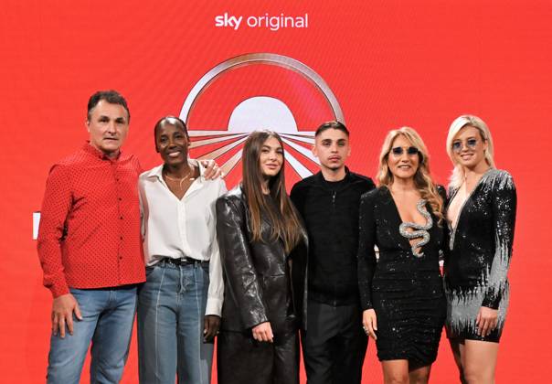 IPA84719352 - Milan,Italy Beijing Express 2026 The Far East photocall with the three finalist couples In the photo:Fiona May and Patrick Stevens THE FAST,Chanel Totti and Filippo Laurino THE RECOMMENDED,Jo Squillo and Michelle Masullo THE DJS Copyright: xNickxZonnax xNickxZonnax 84719352