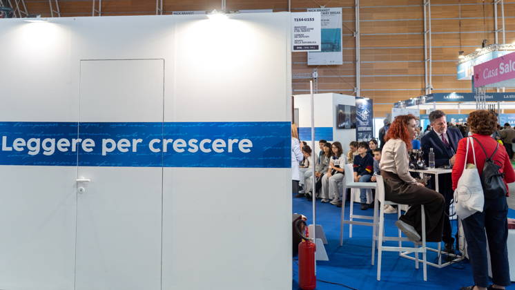 May 15, 2026, Turin, To, Italy: Some moments from the second day of the International Book Fair. Turin, May 15, 2026 Turin Italy  - ZUMAa289 20260515_zia_a289_020 Copyright: xSelenexDanielex xAgfx