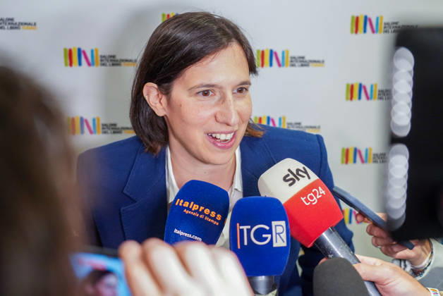 May 15, 2026, Turin, To, Italy: Democratic Party Secretary Elly Schlein visits the International Book Fair. Turin, May 15, 2026 Turin Italy - ZUMAa289 20260515_zia_a289_040 Copyright: xSelenexDanielex xAgfx