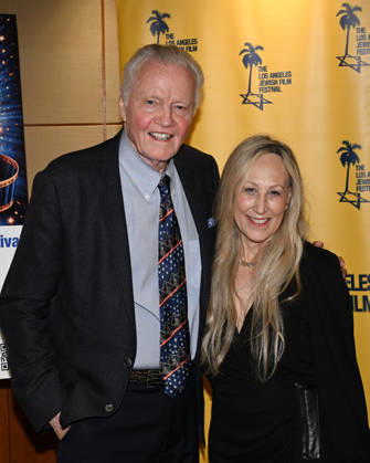 May 14, 2026, West Los Angeles, California, USA: American actor JON VOIGHT, LAJFF Director HILARY HELSTEIN attend the 20th Annual Los Angeles Jewish Film Festival Special Screening of Monument West Los Angeles USA - ZUMAb173 20260514_aap_b173_035 Copyright: xBillyxBennightx