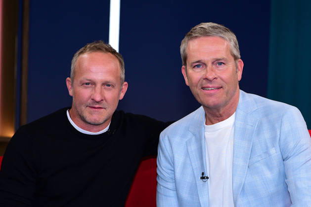 Maximilian Brueckner zu Gast bei Moderator Hinnerk Baumgarten in der Sendung DAS Rote Sofa! (NDR) am 15.05.2026 in Hamburg Maximilian Brueckner and Hinnerk Baumgarten during the Das Rote Sofa tv show at NDR Studios on May 15, 2026 in Hamburg, Germany Maximilian Brueckner zu Gast in der Sednung DAS Rote Sofa (NDR) in Hamburg
