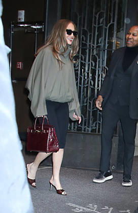 NEW YORK, NY- MAY 15: Jennifer Lopez seen in New York City on May 15, 2026. Copyright: xRW MediaPunchx