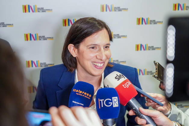 May 15, 2026, Turin, To, Italy: Democratic Party Secretary Elly Schlein visits the International Book Fair. Turin, May 15, 2026 Turin Italy - ZUMAa289 20260515_zia_a289_028 Copyright: xSelenexDanielex xAgfx