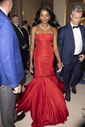 Cannes Simone Ashley Exits Martinez MP Cannes, France- May 14: Simone Ashley leaves the Martinez Hotel during 79th Festival of Cannes, on May 15, 2026 in Cannes, France. Photo by Marco Piovanotto ABACAPRESS:COM Cannes France  Copyright: xPiovanottoxMarco ABACAx