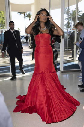 Cannes Simone Ashley Exits Martinez MP Cannes, France- May 14: Simone Ashley leaves the Martinez Hotel during 79th Festival of Cannes, on May 15, 2026 in Cannes, France. Photo by Marco Piovanotto ABACAPRESS:COM Cannes France  Copyright: xPiovanottoxMarco ABACAx