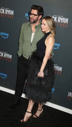May 15, 2026, New York, New York, USA: Actors JOHN KRASINSKI and EMILY BLUNT seen during the red carpet arrivals for Amazon MGM Studios Tom Clancy s Jack Ryan - Ghost War World Premiere held at Regal Times Square. New York USA - ZUMAk03_ 20260515_zaf_k03_040 Copyright: xNancyxKaszermanx