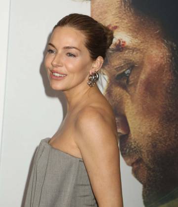 May 15, 2026, New York, New York, USA: Actor SIENNA MILLER seen during the red carpet arrivals for Amazon MGM Studios Tom Clancy s Jack Ryan - Ghost War World Premiere held at Regal Times Square. New York USA  - ZUMAk03_ 20260515_zaf_k03_087 Copyright: xNancyxKaszermanx