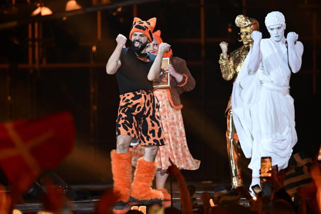 Akylas representing Greece with the song Ferto during the final of the 70th Eurovision Song Contest ESC at the Wiener Stadthalle in Vienna, Austria, Saturday, May 16, 2026 WIEN AUSTRIA x10070x Copyright: xJessicaxGow TTx EUROVISION 2026 FINAL 9KAZzmTSzWM