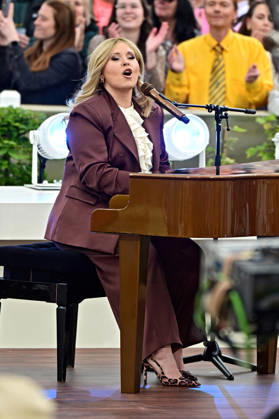 ZDF - Fernsehgarten. Sängern Maite Kelly während der ZDF - Unterhaltungsshow Fernsehgarten am 17.05.2026 in Mainz. 20260517MWI122260