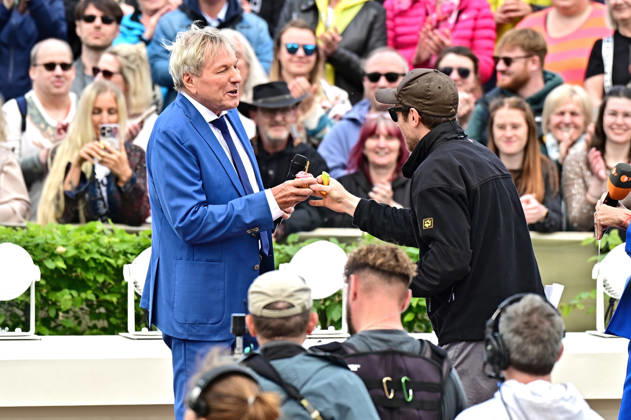ZDF - Fernsehgarten. Sänger Bernhard Brink während der ZDF - Unterhaltungsshow Fernsehgarten am 17.05.2026 in Mainz. 20260517MWI122511