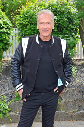 ZDF - Fernsehgarten. Sänger Olaf Berger während der ZDF - Unterhaltungsshow Fernsehgarten am 17.05.2026 in Mainz. 20260517MWI122864