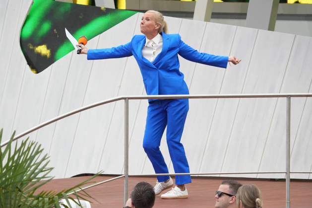 ZDF-Fernsehgarten 2026. Andrea (Kiwi) Kiewel im ZDF Fernsehgarten bei der Schlagerparty am 17.05.2026 in Mainz. Mainz ZDF Fernsehgarten Rheinland-Pfalz