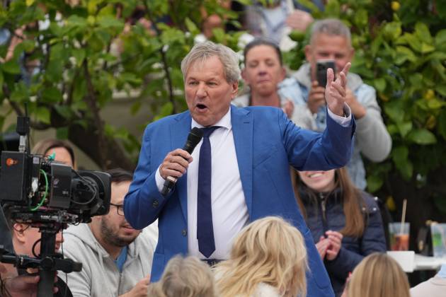 ZDF-Fernsehgarten 2026. Bernhard Brink im ZDF Fernsehgarten bei der Schlagerparty am 17.05.2026 in Mainz. Mainz ZDF Fernsehgarten Rheinland-Pfalz