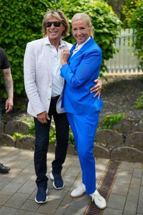 ZDF-Fernsehgarten 2026. Hansi Hinterseer und Andrea (Kiwi) Kiewel im ZDF Fernsehgarten bei der Schlagerparty am 17.05.2026 in Mainz. Mainz ZDF Fernsehgarten Rheinland-Pfalz
