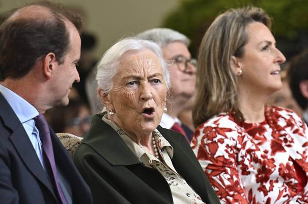 Queen Paola Foundation Awards 2026 BRUSSELS, BELGIUM - MAY 20 : Queen Paola of Belgium and Princess Claire of Belgium pictured during the Queen Paola Foundation Awards in the Orangery at Laeken Palace. Through these Awards, the Foundation aims to recognise initiatives that promote the inclusion and education of disadvantaged young people aged between 3 and 25, whilst inspiring others to get involved or to set up similar projects on May 20, 2026 in Brussels, Belgium, 20 05 2026 Brussels Belgium  Copyright: xDidierxLebrunx