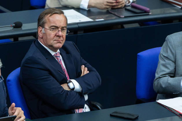81. Sitzung des Deutschen Bundestages am 22.05.2026 im Plenarsaal des Reichstagsgebäudes in Berlin Boris Pistorius ( Bundesverteidigungsminister Bundesminister für Verteidigung )