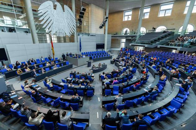 81. Sitzung des Deutschen Bundestages am 22.05.2026 im Plenarsaal des Reichstagsgebäudes in Berlin Innenansicht innen Plenum Abstimmung