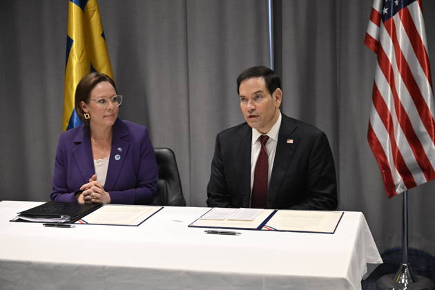 HELSINGBORG , SWEDEN 20260522 Minister for Foreign Affairs Maria Malmer Stenergard M and US Secretary of State Marco Rubio sign a Memorandum of Understanding on increased technology cooperation, including space technology, future mobile networks and AI during the NATO Foreign Ministers meeting at Sea U in Helsingborg on Friday HELSINGBORG SWEDEN x50090x  Copyright: xJohanxNilsson TTx NATOS UTRIKESMINISTERMÖTE HELSINGBORG 8sGt61ZgiHo