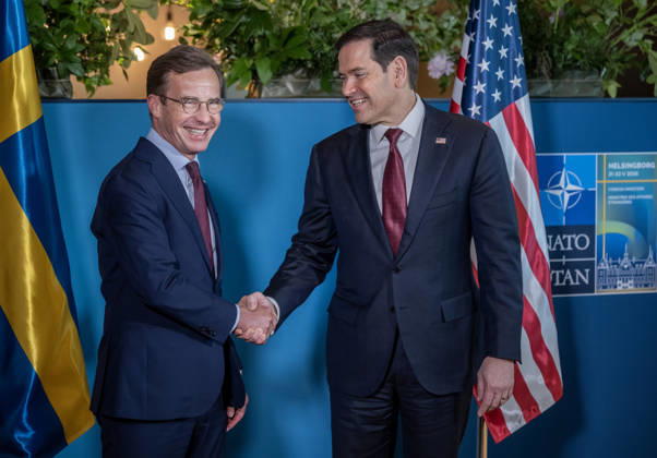 HELSINGBORG, SWEDEN 20260522 Prime Minister Ulf Kristersson M greets US Secretary of State Marco Rubio before the bilateral meeting at the NATO Foreign Ministers Meeting at Sea U in Helsingborg on Friday HELSINGBORG SWEDEN x50090x  Copyright: xJohanxNilssonx xTTx NATOS UTRIKESMINISTERMÖTE HELSINGBORG xbeAylmdQjE