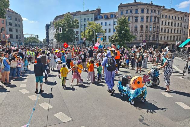 Berlin, Deutschland, 23.05.2026: Kreuzberg: 30. Kinderkarneval der Kulturen: Der Kinderkarneval wird jedes Jahr mit einem Kostümumzug und Kinderkarnevalsfest gefeiert. Copyright: xdtsxNachrichtenagenturx dts_120042
