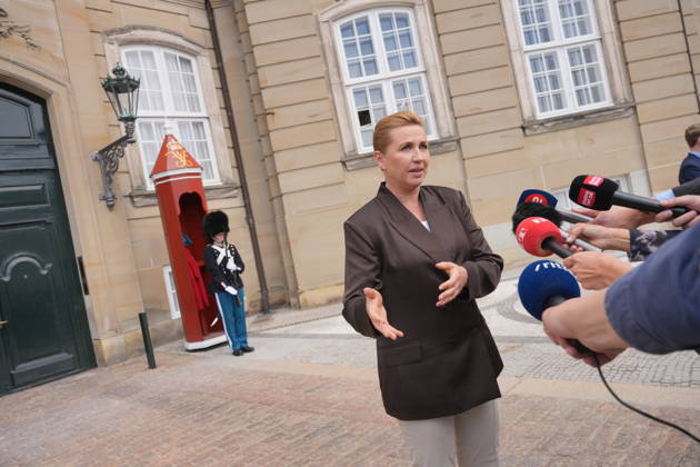 Denmark Politics Acting Prime Minister Mette Frederiksen after her visit to the King at Amalienborg Palace in Copenhagen, Denmark, Saturday, May 23, 2026. After Saturday s royal round, it is clear that acting Prime Minister Mette Frederiksen (S) is once again the royal investigator pointed to form a new Danish government. , Copenhagen Denmark Copyright: EmilxHelmsx spdk20260523-142137-L