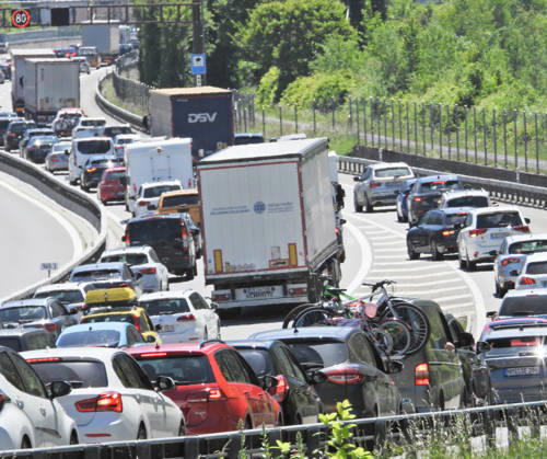 23.05.2026 Schweiz Kanton Uri Stau.. Bild. Pfingststau auf der Gotthardautobahn.