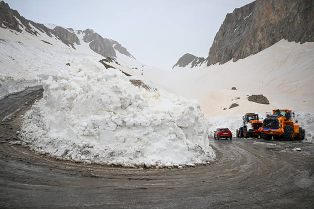 Van-Bahcesaray highway, closed for months due to avalanche risk, cleared of snow VAN, TURKIYE - MAY 23: A view of the area as the teams from the Gorentas Maintenance Station of the 11th Regional Directorate of Highways carry out snow removal work on the Van-Bahcesaray highway in Van, Turkiye on May 23, 2026. Closed since December due to adverse weather conditions and avalanche risks, the highway was partially opened to single-lane traffic following a challenging 20-day effort through meters-high snow corridors. The final decision to fully open the road to traffic awaits an assessment by the Avalanche Risk Determination and Monitoring Commission. Ozkan Bilgin Anadolu Van Turkey. Editorial use only. Please get in touch for any other usage.  Copyright: x2026xAnadoluxOzkanxBilginx