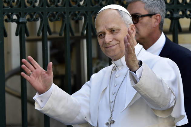 ITALY - POPE LEO XIV DURING HIS PASTORAL VISIT TO THE COMMUNITY IF THE LAND OF FIRES - 2026 5 23 Italy, Acerra, Vatican, 2026 5 23. Pope Leo XIV during a pastoral visit to the community of the Land of Fires at the cathedral of Acerra EDITORIAL USE ONLY - NO BOOKS Copyright: xALESSIAxGIULIANIx