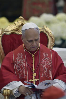 ITALY - POPE LEO XIV DURING HIS PASTORAL VISIT TO THE COMMUNITY IF THE LAND OF FIRES - 2026 5 23 Italy, Acerra, Vatican, 2026 5 23. Pope Leo XIV during a pastoral visit to the community of the Land of Fires EDITORIAL USE ONLY - NO BOOKS Copyright: xALESSIAxGIULIANIx