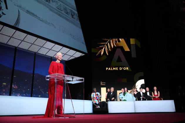 Cannes - Fjord Wins Palme D Or Award At Closing Ceremony Tilda Swinton on stage to present the Palme D Or award winner during the closing ceremony of the 79th edition of the Cannes Film Festival in Cannes, France on May 23, 2026. Photo by Eliot Blondet ABACAPRESS.COM Cannes France  Copyright: xBlondetxEliot ABACAx
