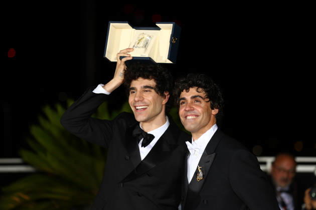 May 23, 2026, Cannes, Cote D azur, France: JAVIER CALVO and JAVIER AMBROSSI win BEST DIRECTOR for La Bola Negra during the Winners photocall at the 79th Annual Cannes Film Festival at Palais des Festivals in Cannes, France. Cannes France  - ZUMAc179 20260523_zep_c179_121 Copyright: xMickaelxChavetx
