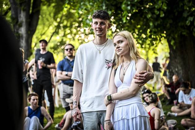 Das Pfingst Open Air Essen-Werden geht in die 41. Runde. Bei sommerlichem Wetter feierten 10000 Menschen das Musikfestival. Das Festival ist umsonst und draußen. Drei Bühnen auf dem Gelände im Löwental wurden bespielt. ** NUR FÜR REDAKTIONELLE ZWECKE ** EDITORIAL USE ONLY **<p>Hauptbühne: Jassin am Samstag, dem 23 05 2026. Das Pfingst Open Air Essen-Werden geht in die 41. Runde. Bei sommerlichem Wetter feierten 10000 Menschen das Musikfestival. Das Festival ist umsonst und draußen. Drei Bühnen auf dem Gelände im Löwental wurden bespielt. Deutschland NRW Essen Copyright: KerstinxKokoska