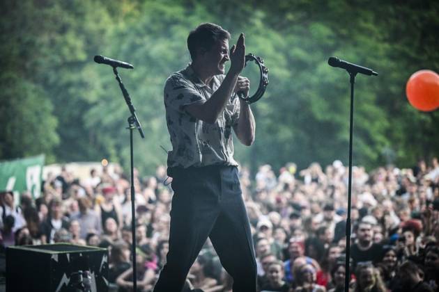 Das Pfingst Open Air Essen-Werden geht in die 41. Runde. Bei sommerlichem Wetter feierten 10000 Menschen das Musikfestival. Das Festival ist umsonst und draußen. Drei Bühnen auf dem Gelände im Löwental wurden bespielt. ** NUR FÜR REDAKTIONELLE ZWECKE ** EDITORIAL USE ONLY **<p>Hauptbühne: Das Lumpenpack am Samstag, dem 23 05 2026. Das Pfingst Open Air Essen-Werden geht in die 41. Runde. Bei sommerlichem Wetter feierten 10000 Menschen das Musikfestival. Das Festival ist umsonst und draußen. Drei Bühnen auf dem Gelände im Löwental wurden bespielt. Deutschland NRW Essen Copyright: KerstinxKokoska