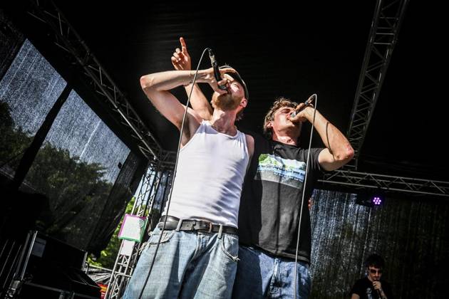 Das Pfingst Open Air Essen-Werden geht in die 41. Runde. Bei sommerlichem Wetter feierten 10000 Menschen das Musikfestival. Das Festival ist umsonst und draußen. Drei Bühnen auf dem Gelände im Löwental wurden bespielt. ** NUR FÜR REDAKTIONELLE ZWECKE ** EDITORIAL USE ONLY **<p>am Samstag, dem 23 05 2026. Das Pfingst Open Air Essen-Werden geht in die 41. Runde. Bei sommerlichem Wetter feierten 10000 Menschen das Musikfestival. Das Festival ist umsonst und draußen. Drei Bühnen auf dem Gelände im Löwental wurden bespielt. Deutschland NRW Essen Copyright: KerstinxKokoska