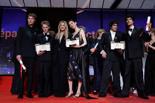 Emmanuel Macchia, Valentin Campagne, Tao Okamoto, Virginie Efira, Park Chan wook, Javier Ambrossi , Javier Calvo Cérémonie de clôture du 79ème Festival International du Film de Cannes, le 23 mai 2026 Borde Jacovides Moreau Bestimage Closing ceremony of the 79th Cannes International Film Festival Opening ceremony on May 23, 2026 Cannes France  Copyright: xOLIVIERxBORDEx xBESTIMAGExOLIVIERxBORDEx xBESTIMAGEx