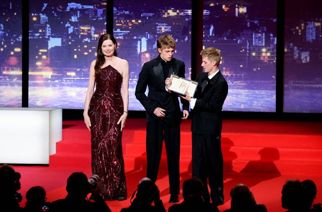 Geena Davis, Emmanuel Macchia, Valentin Campagne Photocall of the winners of the 79th Cannes International Film Festival On may 23th 2026 Jacovides Moreau Bestimage Photocall of the winners of the 79th Cannes International Film Festival On may 23th 2026 Cannes France  Copyright: xJACOVIDES-MOREAUx xBESTIMAGExJACOVIDES-MOREAUx xBESTIMAGEx
