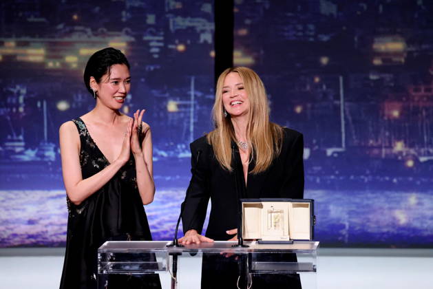 Tao Okamoto, Virginie Efira Prix dinterprétation Féminine Photocall of the winners of the 79th Cannes International Film Festival On may 23th 2026 Jacovides Moreau Bestimage Photocall of the winners of the 79th Cannes International Film Festival On may 23th 2026 Cannes France  Copyright: xJACOVIDES-MOREAUx xBESTIMAGExJACOVIDES-MOREAUx xBESTIMAGEx