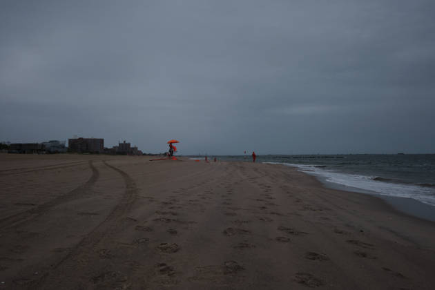 May 23, 2026, New York, New York, USA: Stormy weather, cool temperatures and rip tides resulted in deserted beaches on the first official beach day of the 2026 Summer season in Coney Island, Brooklyn. New York USA  - ZUMAl171 20260523_znp_l171_005 Copyright: xEdnaxLeshowitzx